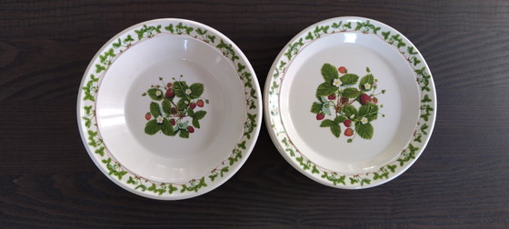 Fresas de verano de Portmeirion: 5 postres + 4 platos de sopa – Vajillas, Ceramic (photo 10 of 10)