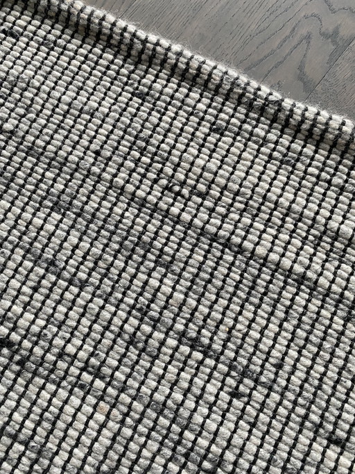 Perletta wool carpet 200x255