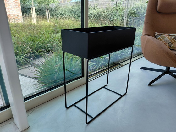 Image 1 of Ferm Living Pflanzkasten mit Messingtafel