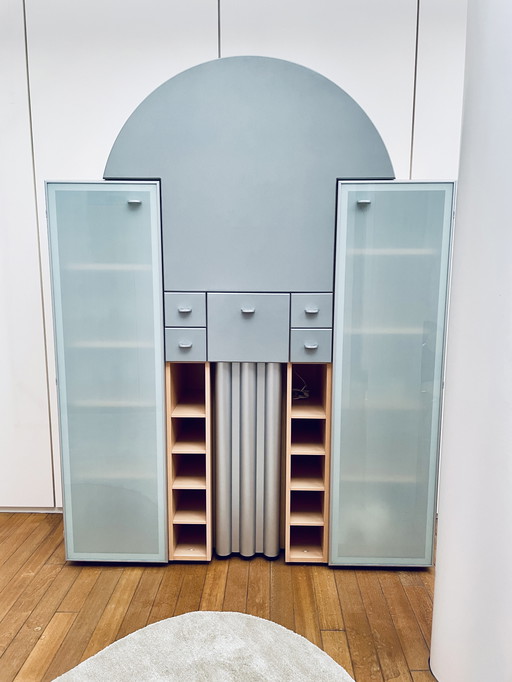 Interlübke postmodernist barkas