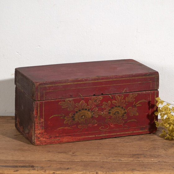 Cassa rossa antica con dettagli floreali (c.1900) #44 – Vetrine (photo 5 of 37)