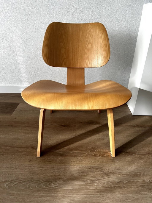 Vitra Eames LCW Fauteuil Naturel