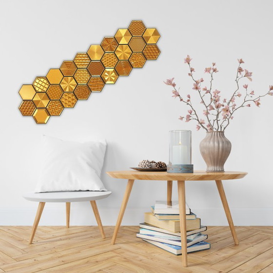 Image 1 of Gouden honingraat wanddecoratie | Hexagonale geometrische decoratie | Moderne wandsculptuur