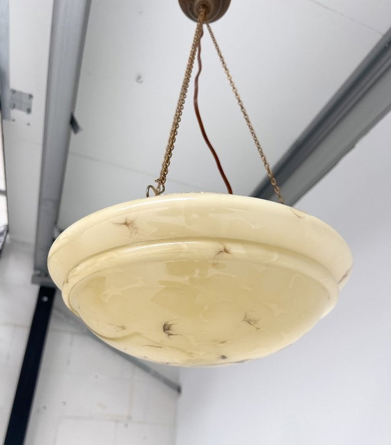 Image 1 of Lampe bol Art Déco à motif marbré des années 1930