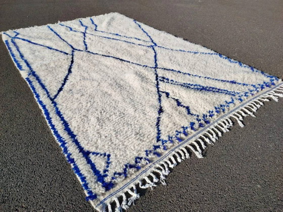 Alfombra de lana marroquí hecha a mano, tamaño grande 250x150 cm, artesanal. – Wool, Modern (photo 9 of 14)