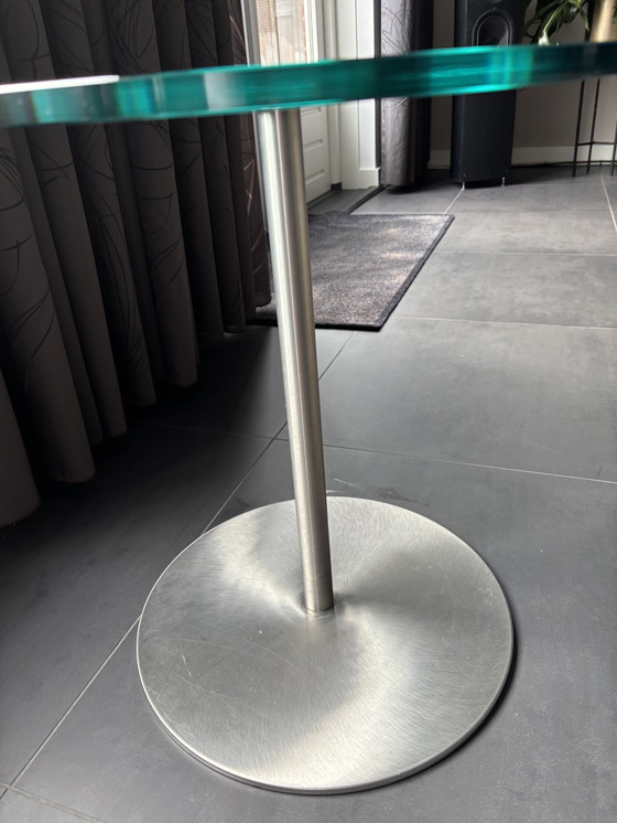 Image 1 of Mesa auxiliar de cristal