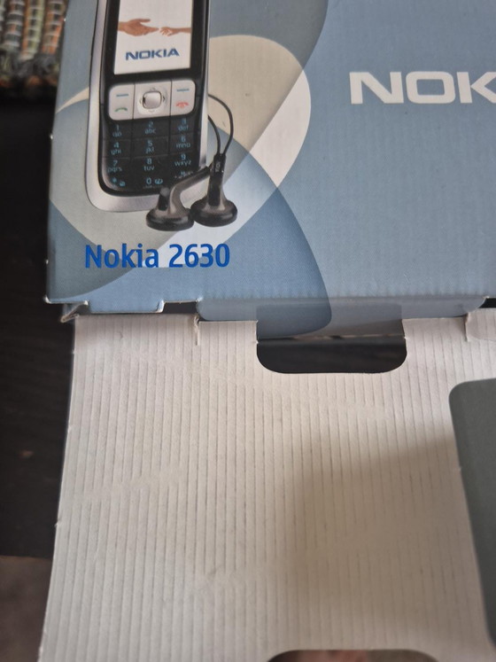 Nokia 2630 Samsung A7 – Geschenke, Metal, Plastic (photo 6 of 6)