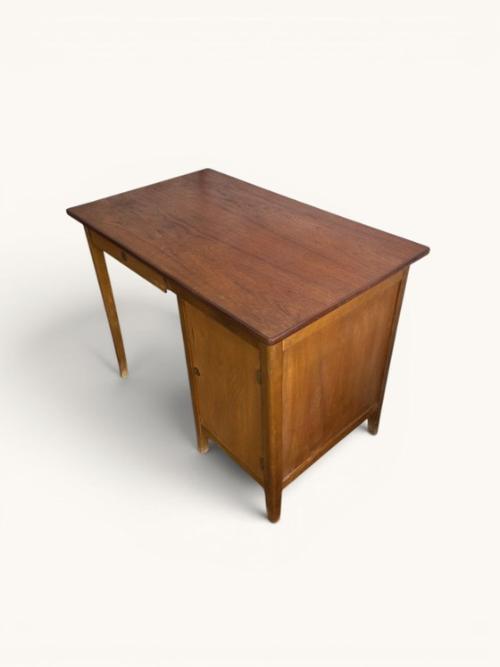 Mid Century Deens Bureau Uit De Jaren '60 – Wood (photo 6 of 9)