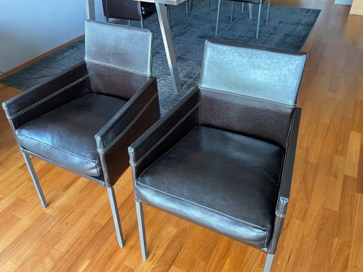 2 sedie da pranzo KFF, in pelle marrone scuro.