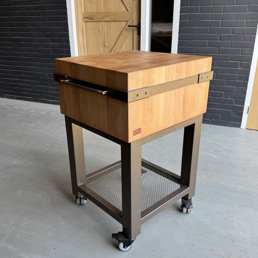 BONCK Mobile Design Butcher Block