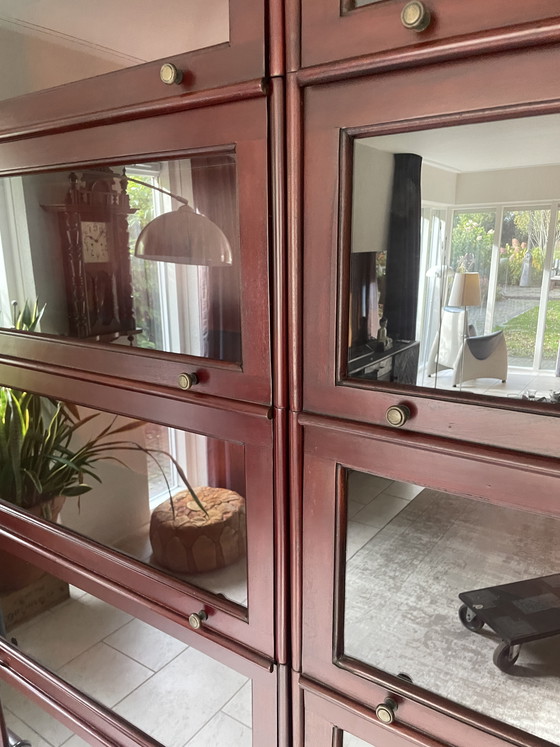 Image 1 of 3 model globe Wernicke boekenkasten 85 cm breed en 227 cm hoog 6 elementen op elkaar 