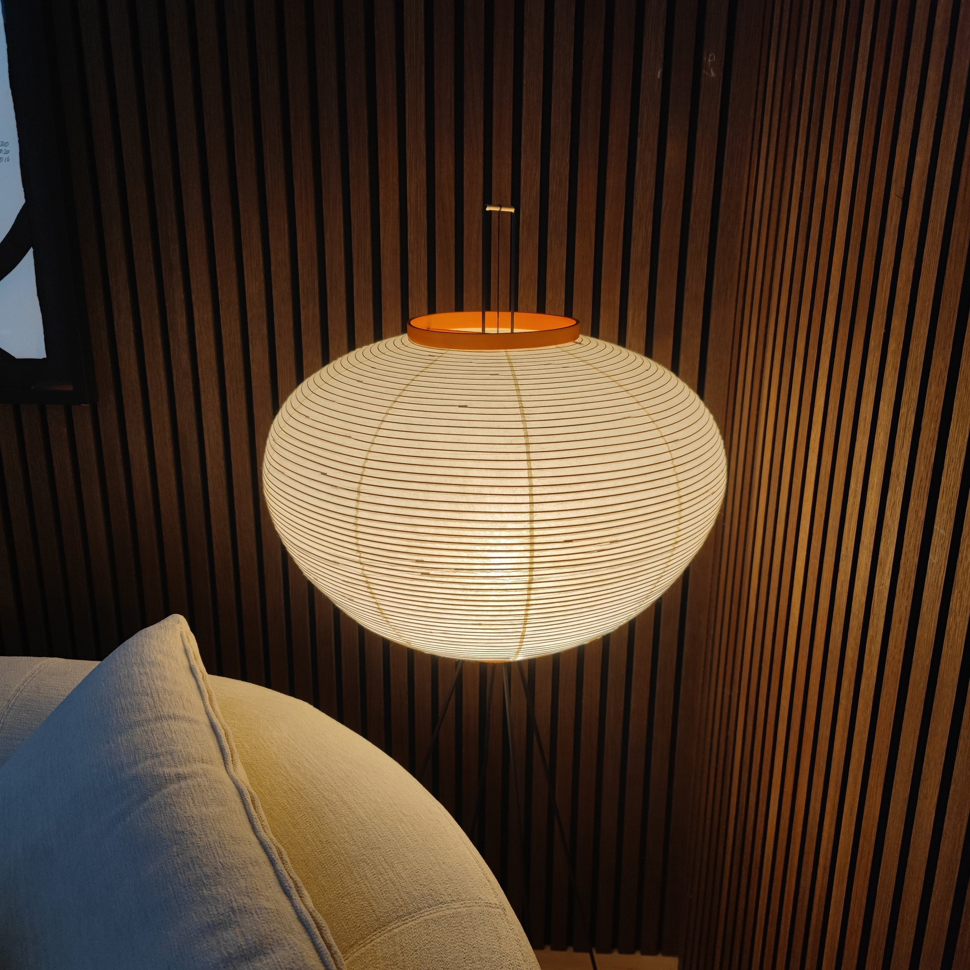 Vitra Akari 10A | €835 | Whoppah