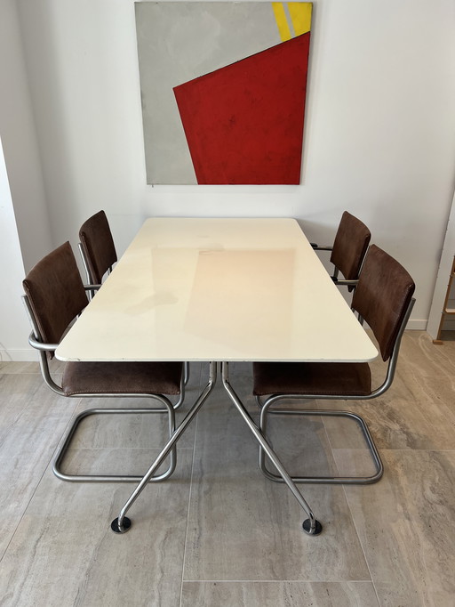 Calligaris table