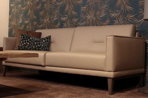 Marca privada Morgan R2 de 3,5 plazas