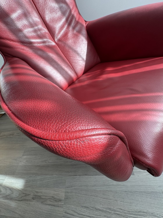 Image 1 of Zweifacher elektrischer Relaxsessel aus rotem Leder / wiederaufladbarer Stuhl
