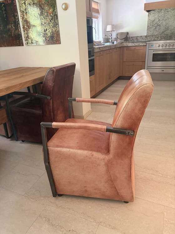 Super cool (like new) oak dining table with 8 chairs!! – Wood (photo 14 of 15)