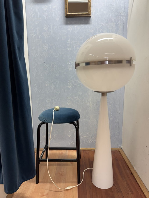 Space Age lamp