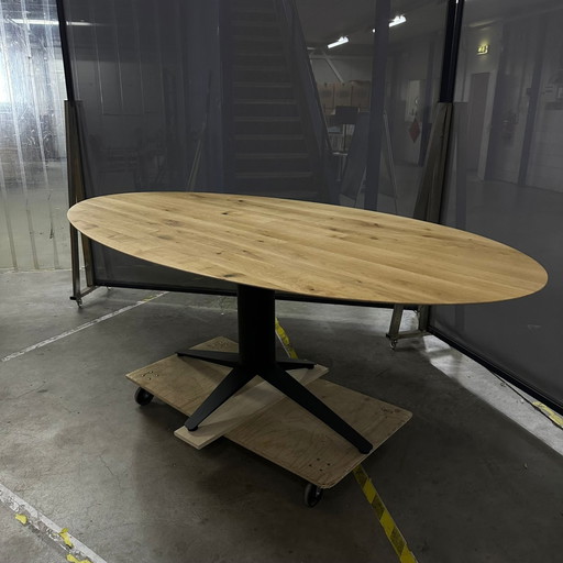 Carve – Bert Plantagie, eettafels