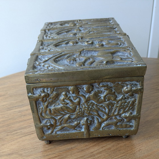 Image 1 of Caja de bronce de principios del siglo XX