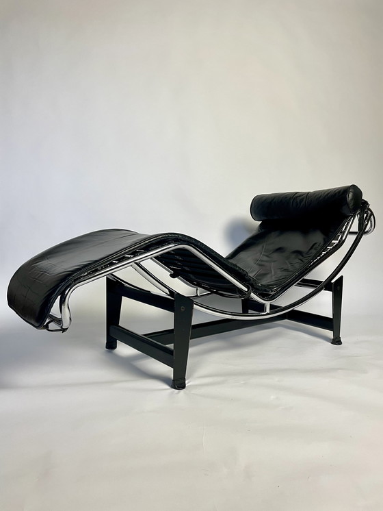 Image 1 of Le Corbusier LC4 Replica