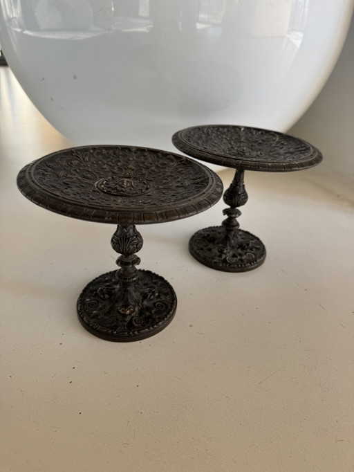 Coupes sur pied en bronze style Renaissance