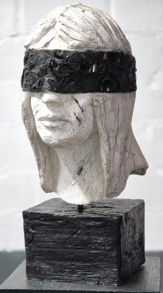 Where Looking Stops - Unique Handmade Sculpture – Other (photo 9 of 13)