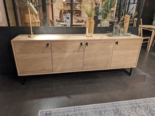 Buffet Embla
