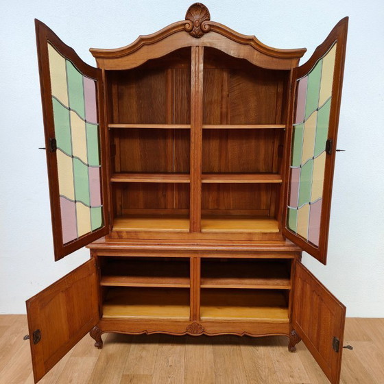 Image 1 of Mobiletto vintage in stile country Queen Anne, vetrina, credenza, mobile per porcellane