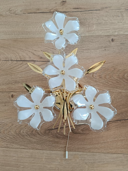 Floral wall lights from EGLO