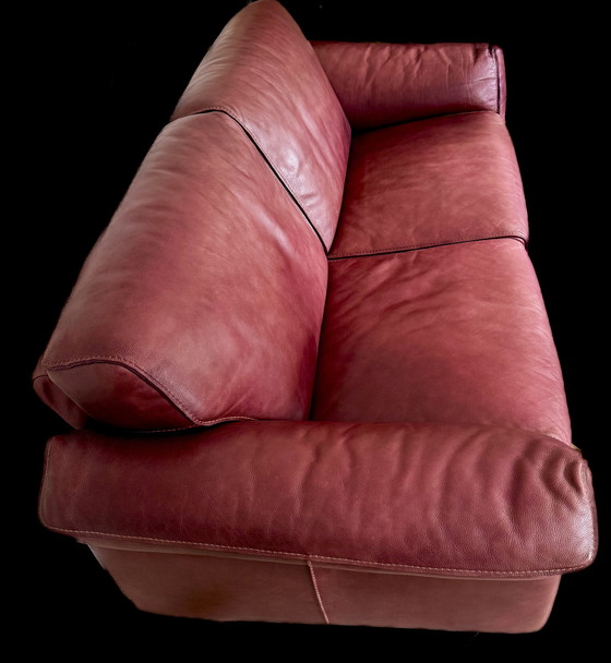 Image 1 of Sofá 3 plazas ROCHE BOBOIS modelo ST ANDREW en cuero cerezo