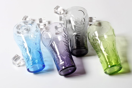 Set van 4 vintage kleurrijke Coca-Cola glazen / McDonald's / Luminarc
