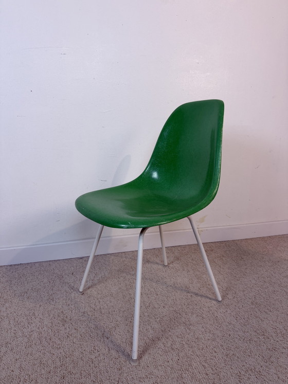 Image 1 of Pair of Herman Miller chairs