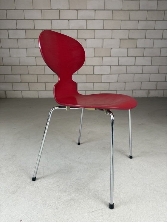 Image 1 of 4x Fritz Hansen Ant chair red (several in stock)