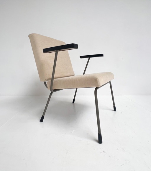 Cremefarbener Gispen 1401 Sessel von Wim Rietveld, 1950er Jahre