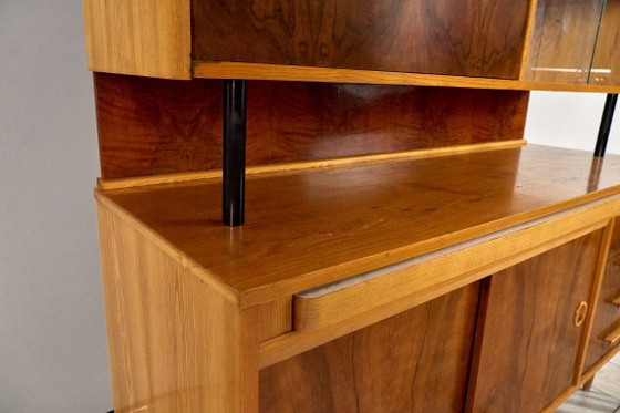Image 1 of Crédence vintage avec table coulissante, années 1960, Tchécoslovaquie