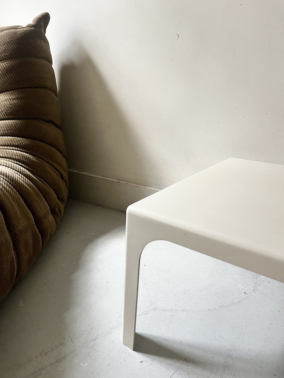 Image 1 of Mesa de centro de plástico blanco de la era espacial, década de 1970