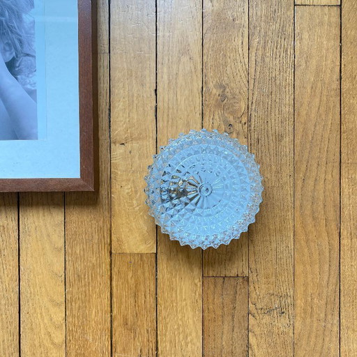 Piccola lampada da parete/soffitto in vetro stampato