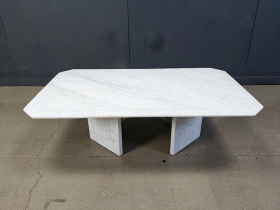 Image 1 of Table basse vintage en marbre blanc, 1970