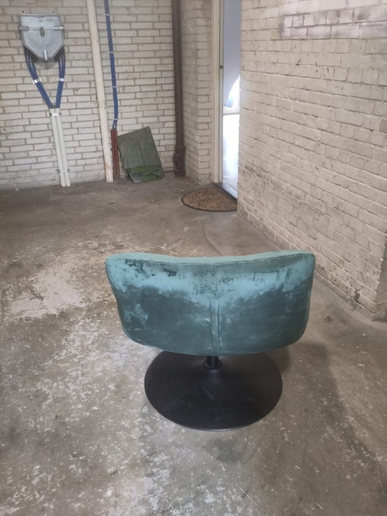 Image 1 of Hermoso sillón de diseño "DUTCHBONE" en color verde oscuro