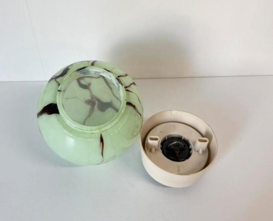 Image 1 of Lampada vintage Thabur a sfera marmorizzata verde anni '30