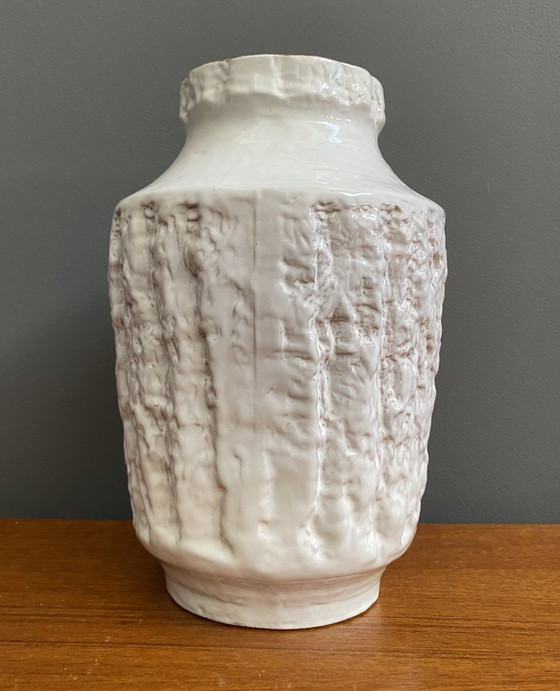 Image 1 of White fat lava vase by Carstens West Germany model 222-20 1970s