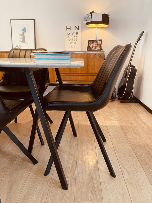 8 Stoelen Vintage Mat Zwart Nieuwstaat – eetkamerstoelen, Metal, Skai (photo 2 of 6)