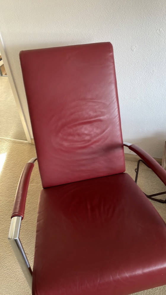 Image 1 of 1 poltrona club e pouf Harvink