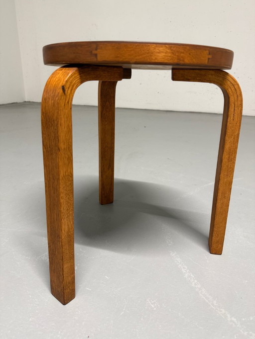 Alvar Aalto stool Model 60