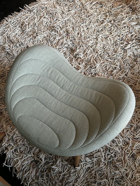 Image 1 of Umage A Conversation Piece Tall plus voetenbank