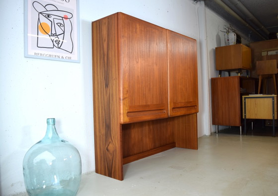 Credenza alta danese in teak, mobile vintage, cassettiera, armadio – Kollund Möbler, Credenze alte, Wood (photo 2 of 8)
