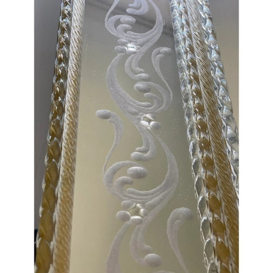 Image 1 of Espejo rectangular contemporáneo de cristal de Murano veneciano con tallado floral verde a mano
