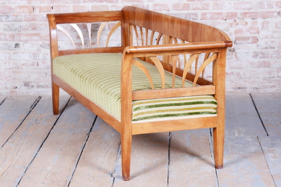 Divano Biedermeier restaurato, in legno di ciliegio e abete rosso, con finitura lucida, Austria, anni 1820. (photo 5 of 10)