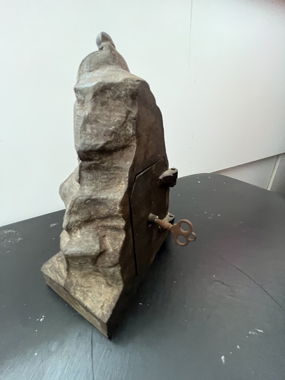 Image 1 of Cast iron Dordrecht spaarpot