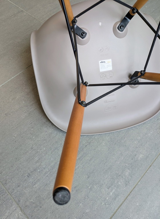 Image 1 of 4 x Vitra Eames Plastic chairs